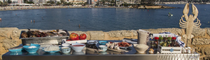 Video receta Alicante WPD 1500×430 Set para elaboración de arroz a banda desde Xàbia para el World Paella Day 2020