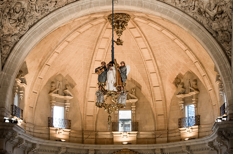 El Misteri d'Elx fue la primera manifestación cultural de la Comunitat Valenciana que fue declarada Patrimonio Cultural Intangible de la Humanidad.