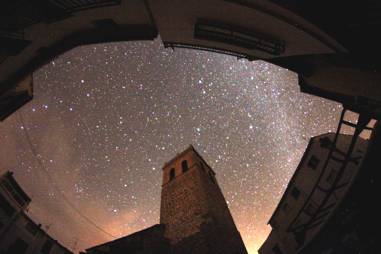 Astroturismo. Plaza de Aras de los Olmos