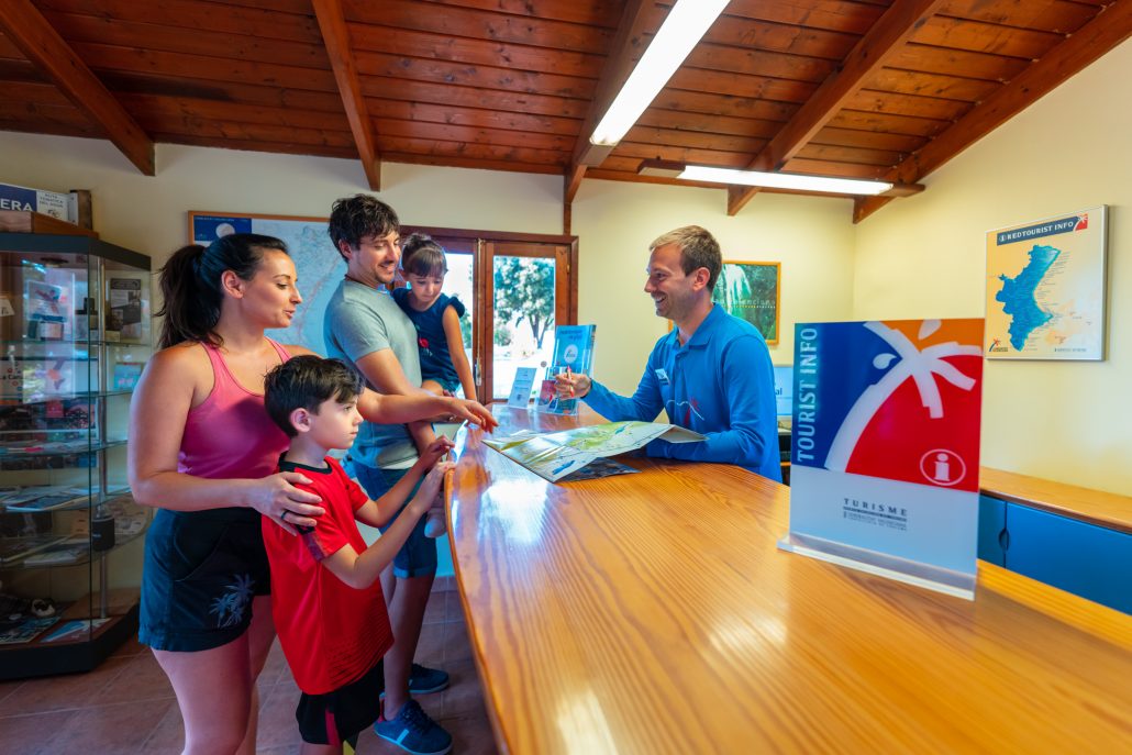 Nacho Vila, técnico Tourist Info La Canal de Navarrés