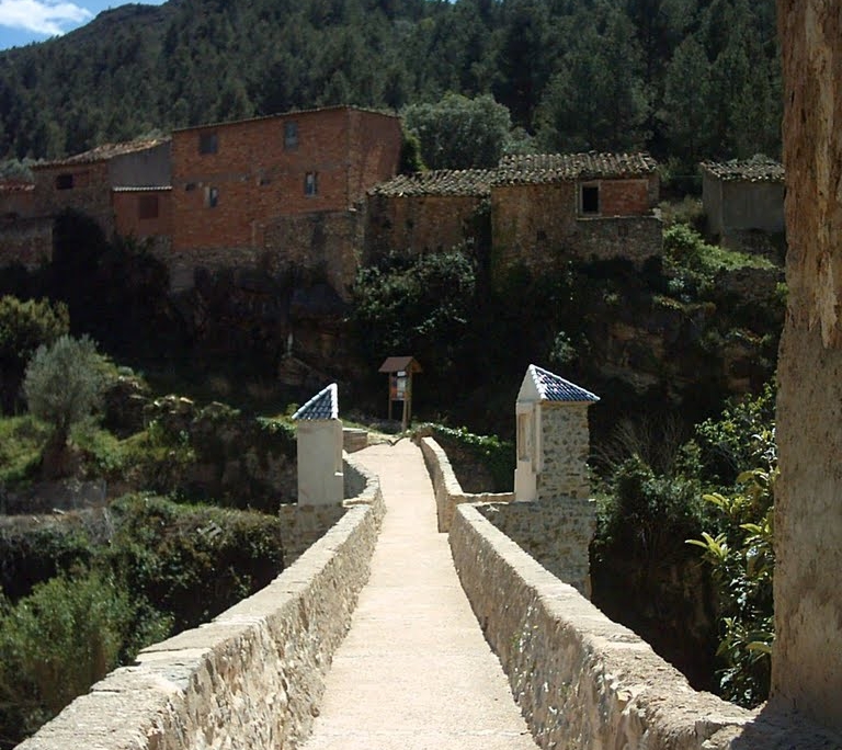 Acueducto medieval de Montanejos